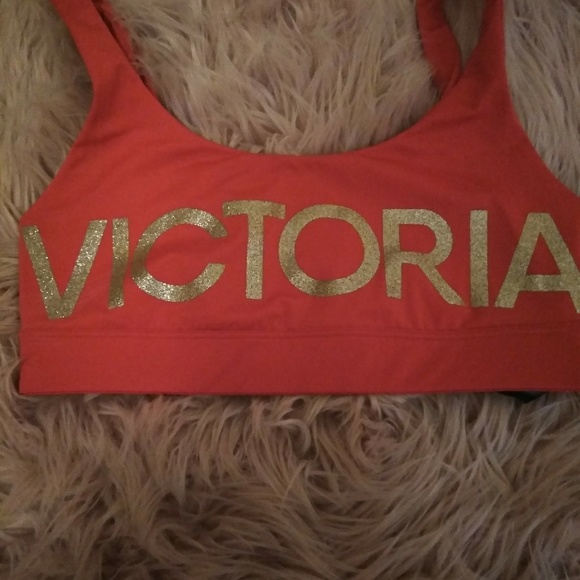 Victoria Secret sports bra - Picture 2 of 5